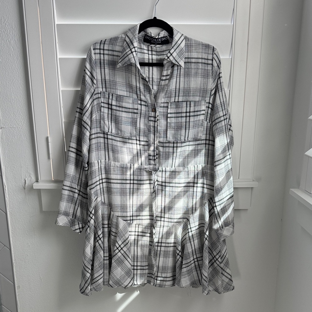 Dao Chloe Dao Plaid Mini Dress in Black and White checkered size Large EUC